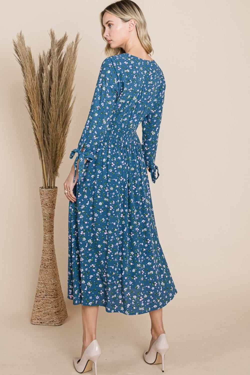 Reborn J Floral V-Neck Midi Dress