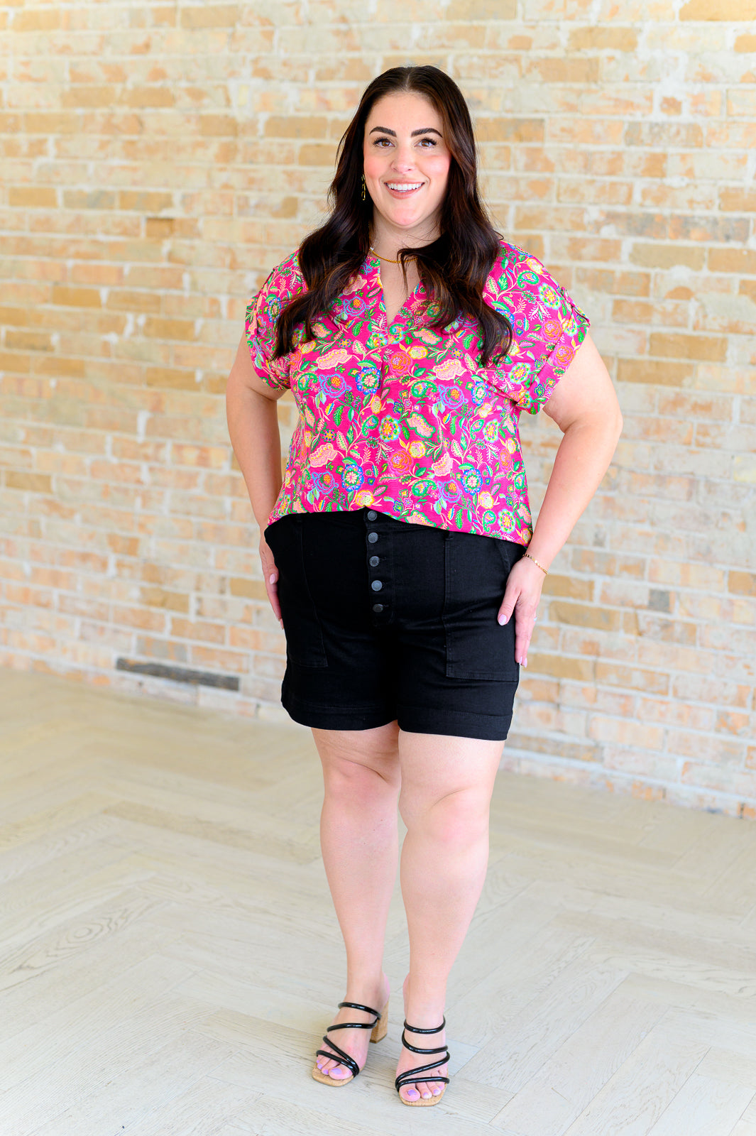 Lizzy Cap Sleeve Top in Fuchsia and Green Floral Paisley