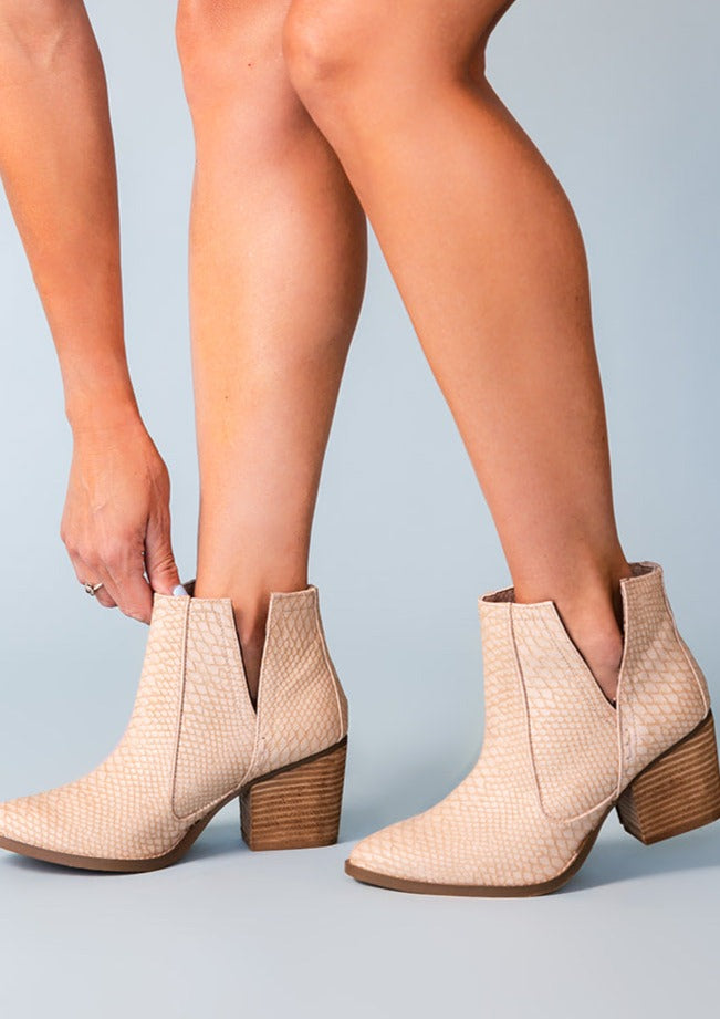 Tarim Bootie in Blush