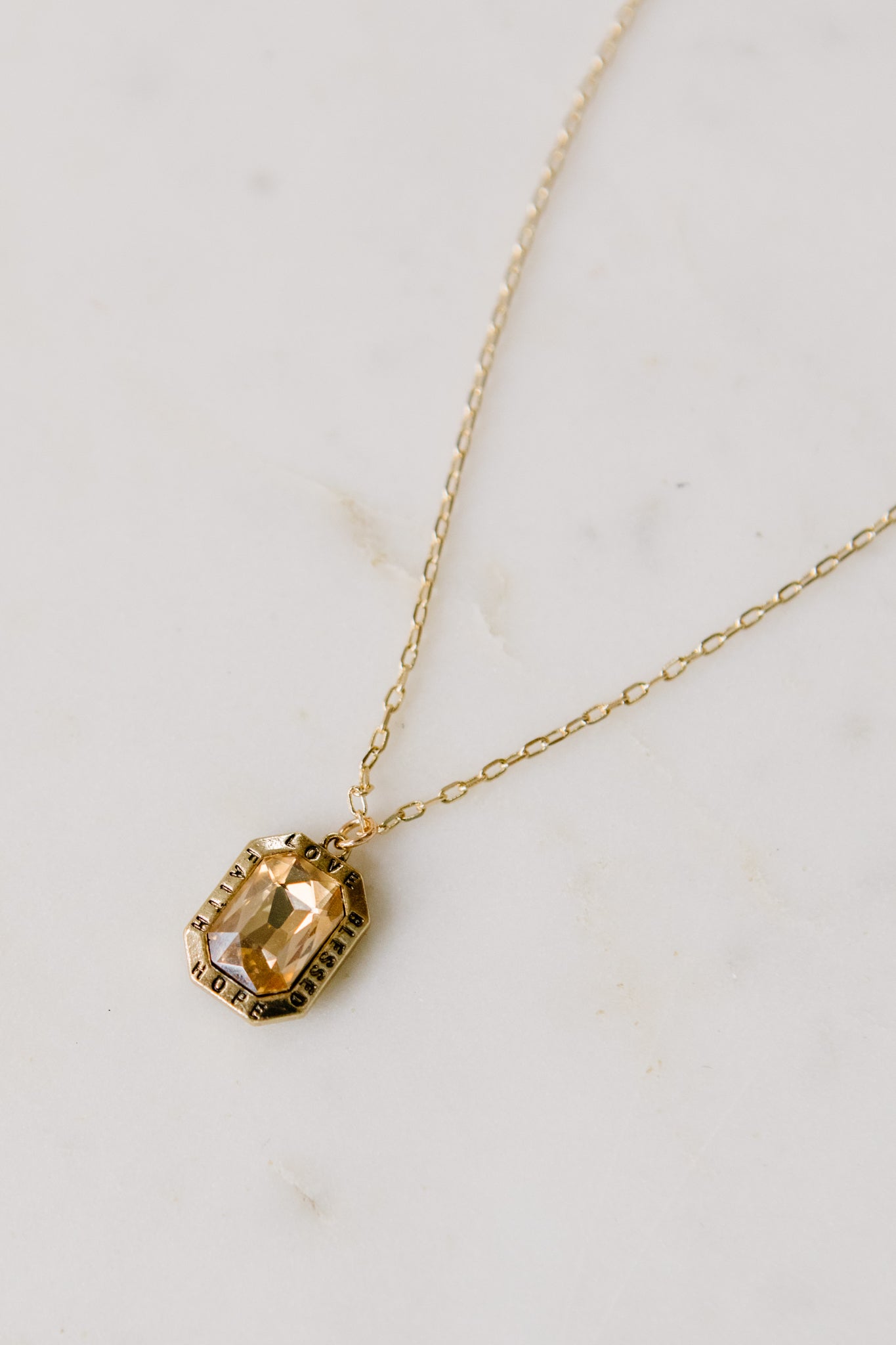 Dreamer Necklace in Gold