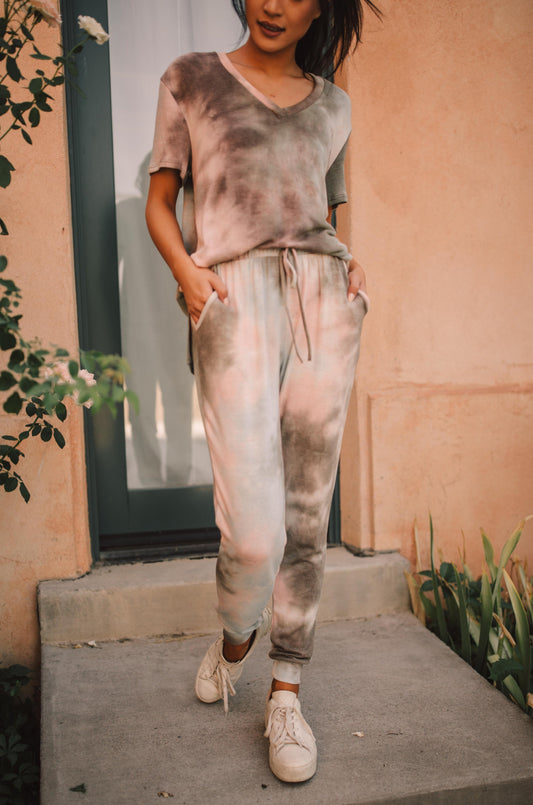 Forgotten Dreams Tie Dye Joggers In Taupe