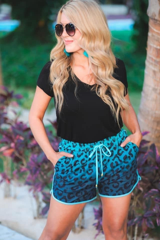 Fiji Fantasy Drawstring Everyday Shorts